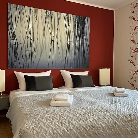 200qm Grosses Zwischen Goitzsche & Woerlitzer Park Apartmán *
