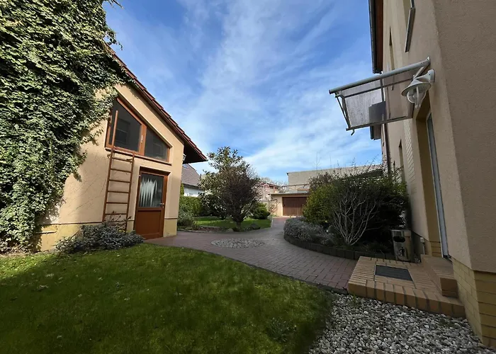 200qm Grosses Zwischen Goitzsche & Woerlitzer Park Appartamento