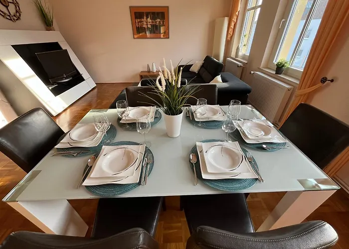 200qm Grosses Zwischen Goitzsche & Woerlitzer Park Appartamento