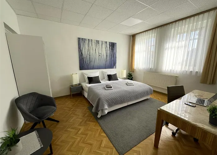 200qm Grosses Zwischen Goitzsche & Woerlitzer Park